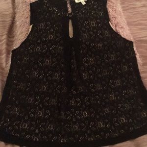 Lace black top